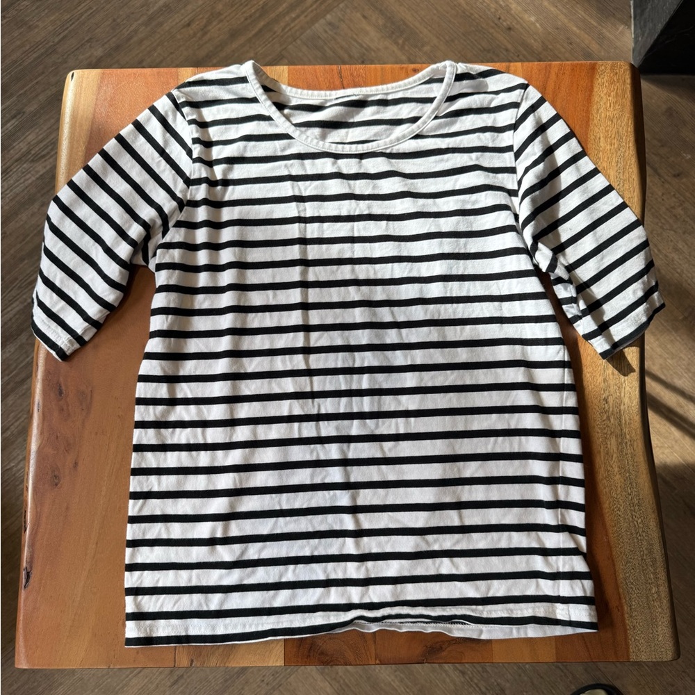 Stylish Black and White Striped Top